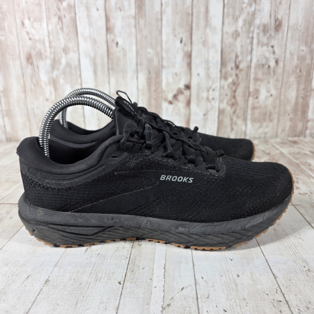 Brooks Revel 7 Womens Running Shoes Black Gum Sole 1204241B072 Size 8